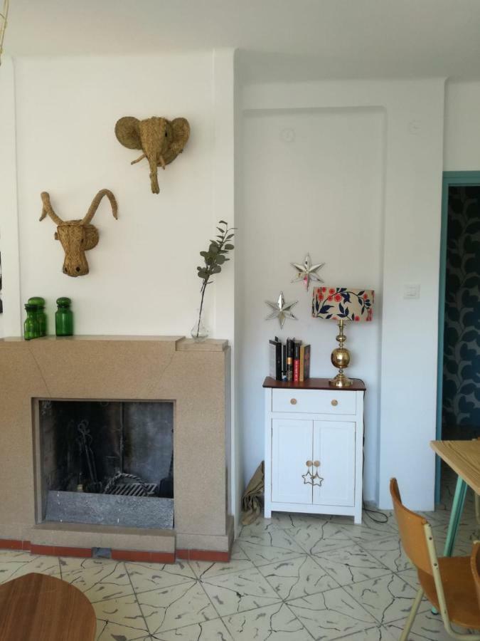 Casa Oroela Apartment Хака Екстериор снимка